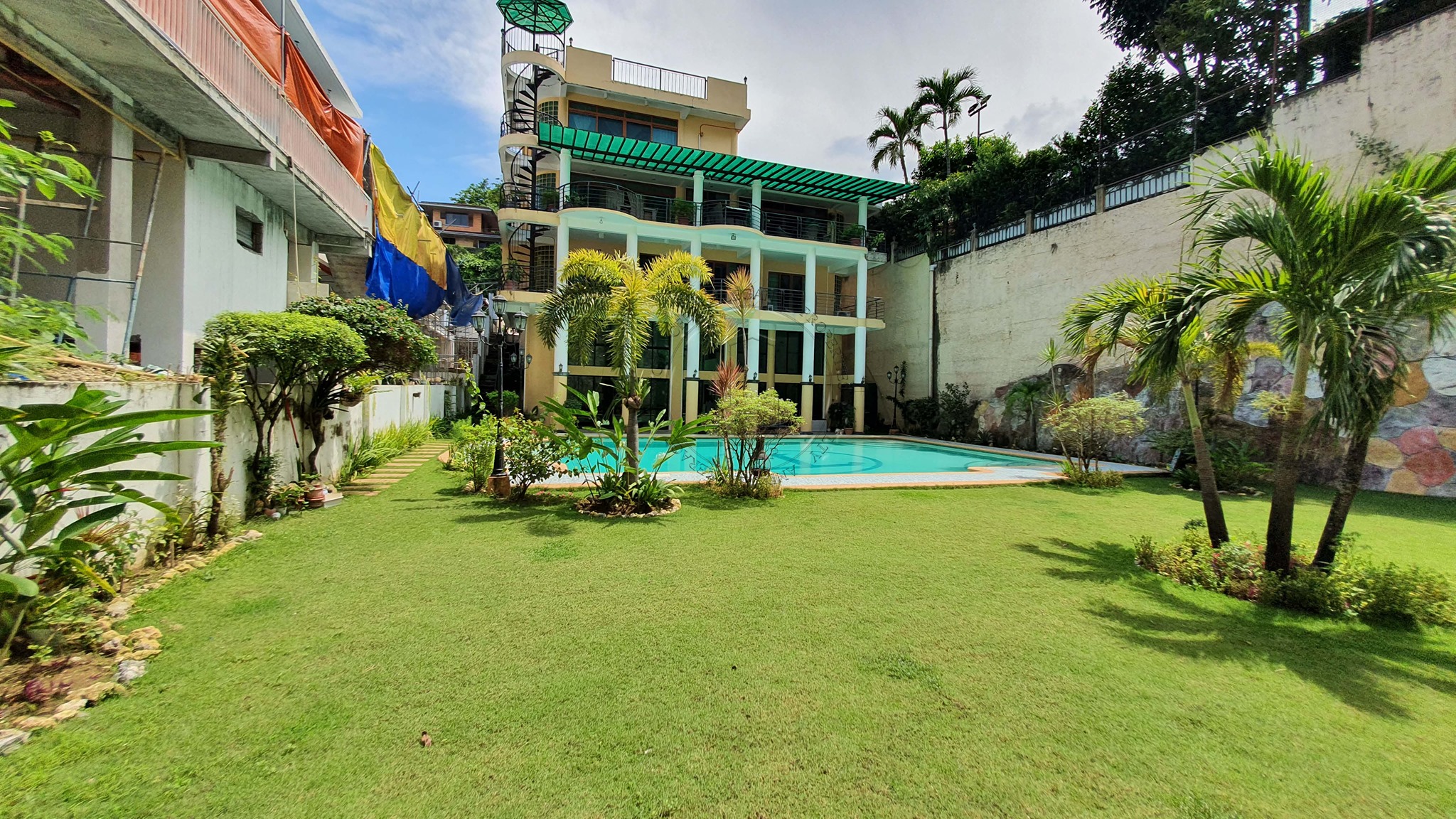 Overlooking Mansion For Sale in Maria Luisa Subdivision, Banilad, Cebu City