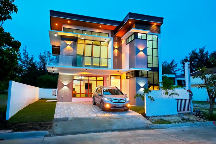 Brand New Family Home Inside A Quite And High End Subdivision in Consolacion, Cebu