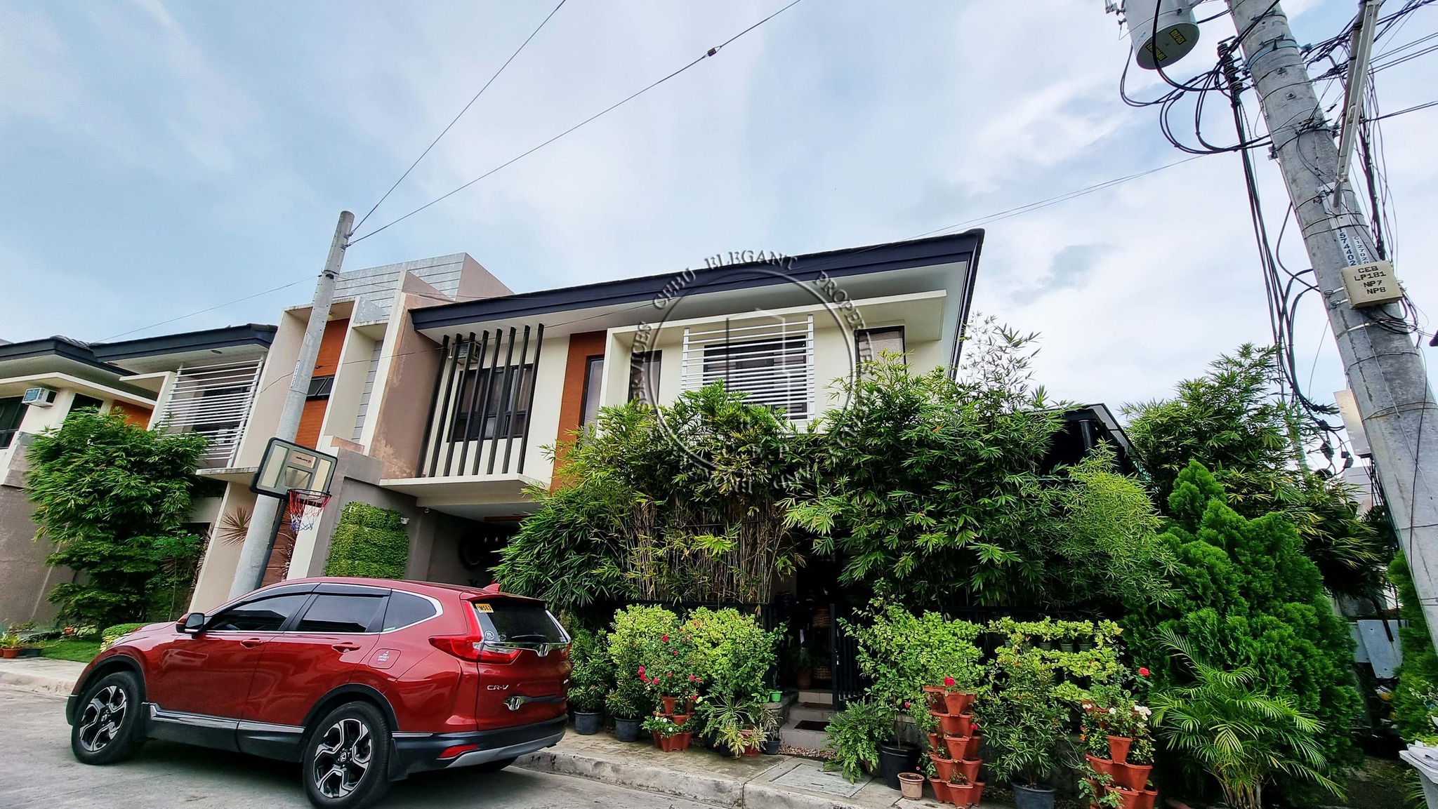 4 Bedroom House and Lot For Sale in Cebu City!