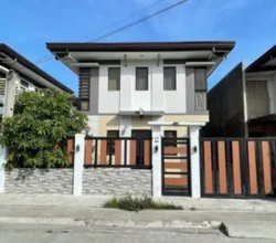 Smart House for Sale with Complete Furnishings and Smart Integration inside a Subdivision in Tungkop, Minglanilla