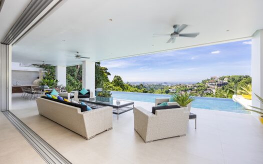 Busay Villa with Million-Dollar Views & Resort Comforts